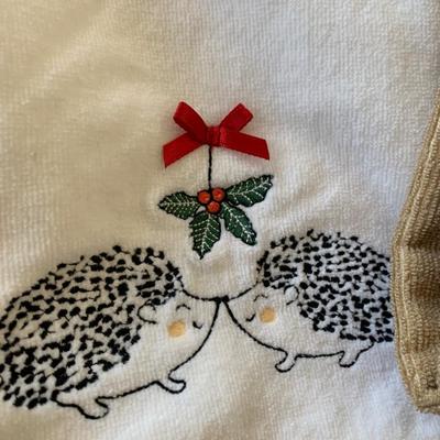 Hand Towels & Pot Holders Lot