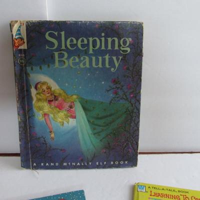Lot 350: Kids Books, View Master Reels