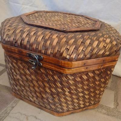 Rattan Weave Large Lidded Basket