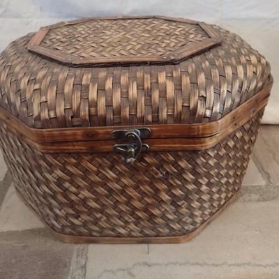 Rattan Weave Large Lidded Basket
