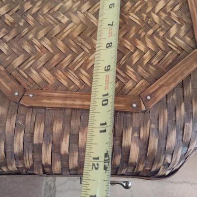Rattan Weave Large Lidded Basket