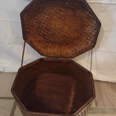 Rattan Weave Large Lidded Basket