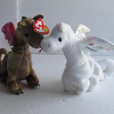 Lot 358: 2 Older Dragon Beanie Babies, Nice