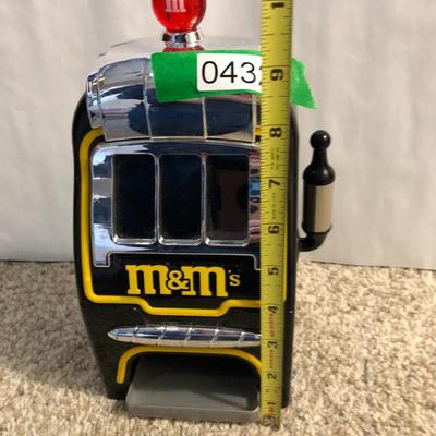 M&Mâ€™s World Dispenser- Slot Machine Dispenser