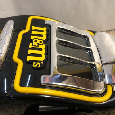 M&Mâ€™s World Dispenser- Slot Machine Dispenser