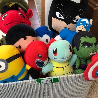 Collectible Plush Toys / Stuffed Characters