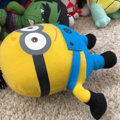 Collectible Plush Toys / Stuffed Characters