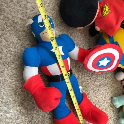 Collectible Plush Toys / Stuffed Characters