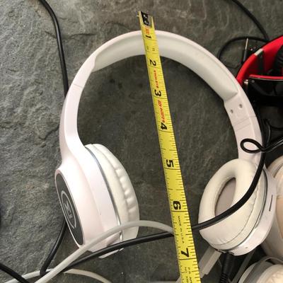 Headphones: BEATS by dr. dre, Rock Jam, MPOW, & Sony earplugs