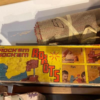Rock 'Em Sock"Em Robots