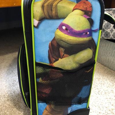 Childâ€™s Teenage Mutant Ninja Turtle Travel case with wheels