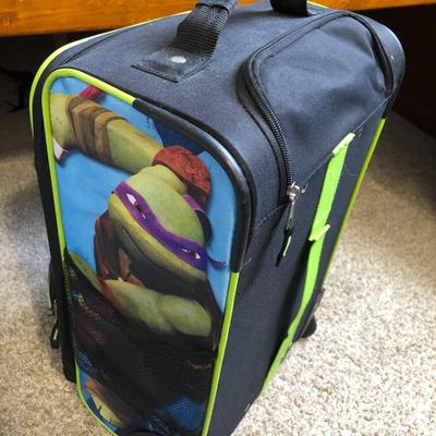 Childâ€™s Teenage Mutant Ninja Turtle Travel case with wheels
