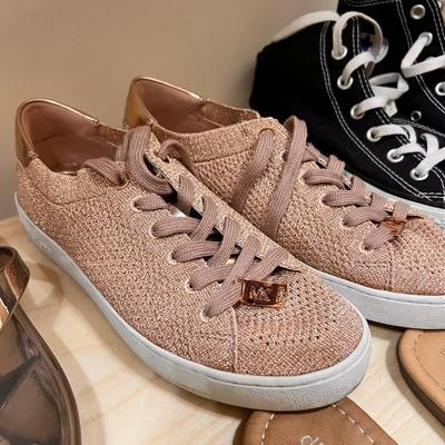 Mixed Lot Womenâ€™s Shoes Sz 6