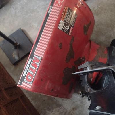 MTD Yard Machine 5HP 22" Power Snow Blower