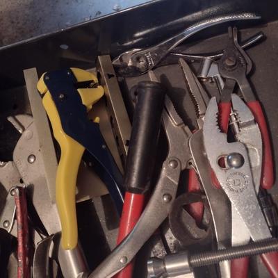 Craftsman Double Stack Tool Chest with Key with Tool Contents (See all Pictures)