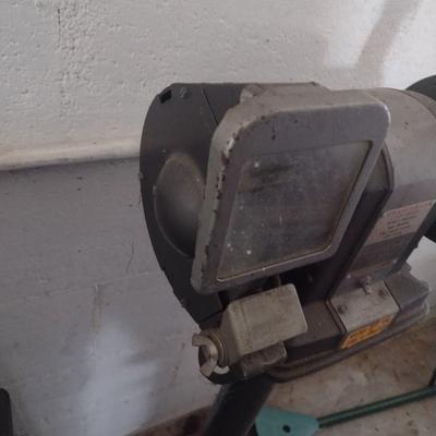 Craftsman Double Wheel Grinder on Metal Post Stand