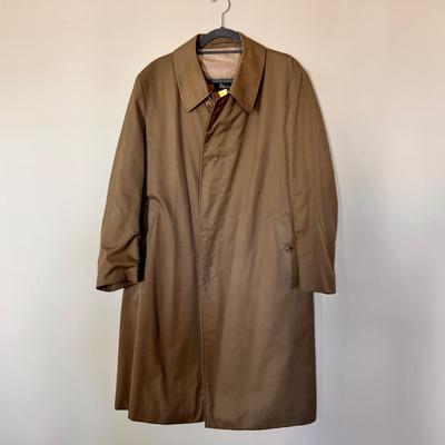 Menâ€™s Burberry Made For Harrods Trench Coat Sz. XL