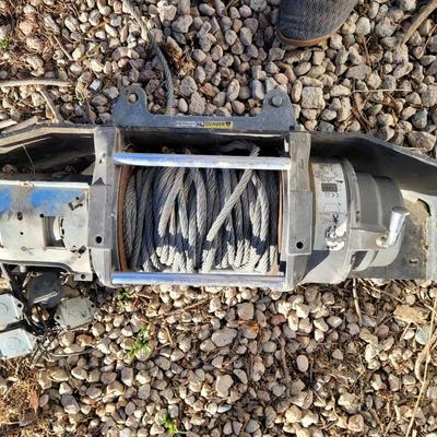 Heavy duty electric truck winch