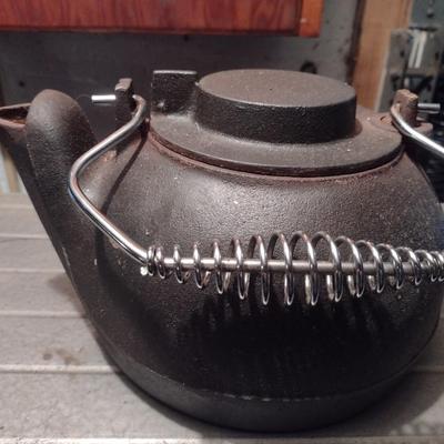 Cast Metal Stove Kettle Tiawan