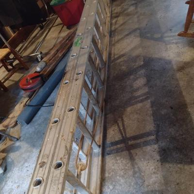 28' Aluminum Extension Ladder