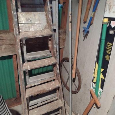 Collection of Hand Tools and Ladders (See All Pictures)