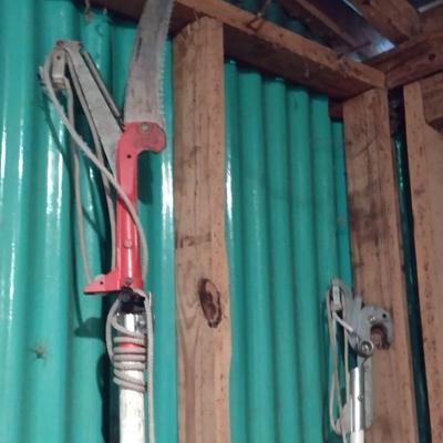 Pole Limb Pruner and Limb Saw