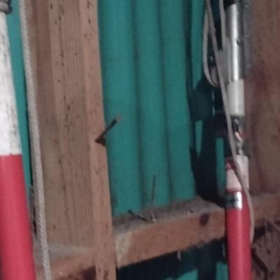 Pole Limb Pruner and Limb Saw