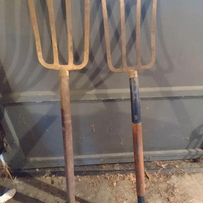Pair of Potato Pitchforks
