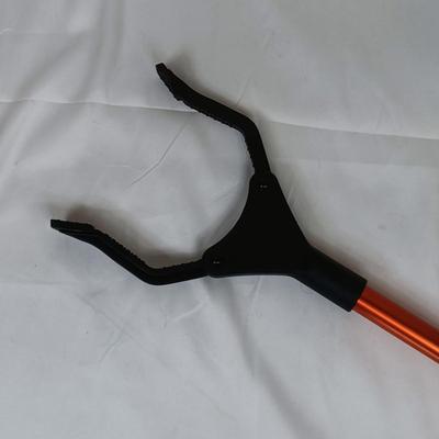 Brand New Long Reach Mechanical Grabber