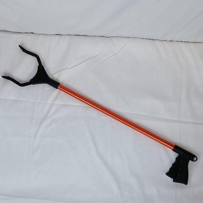 Brand New Long Reach Mechanical Grabber