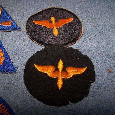 LOT 5 VINTAGE MILITARY PATCHES