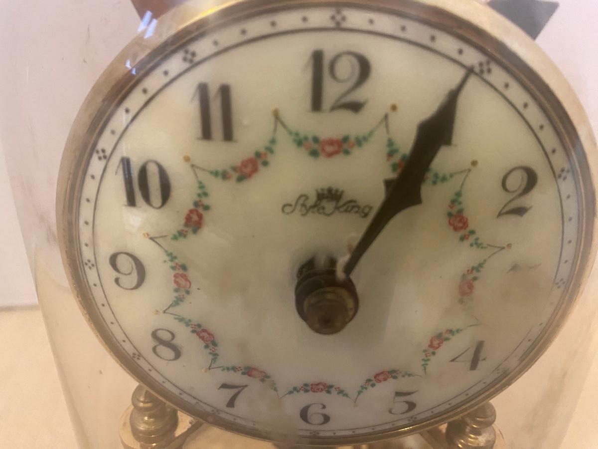 Vintage Ayla King Clock Under Dome | EstateSales.org