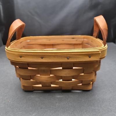 1997 Longaberger Basket Hand Woven