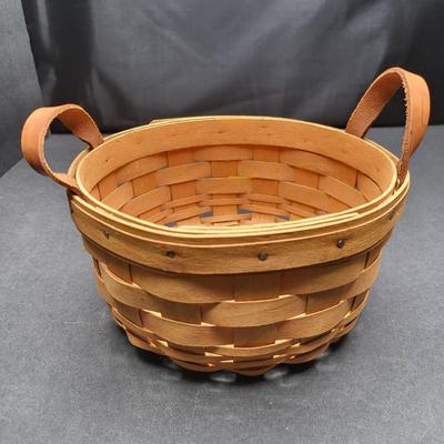 Round Longaberger Woven Basket 1998