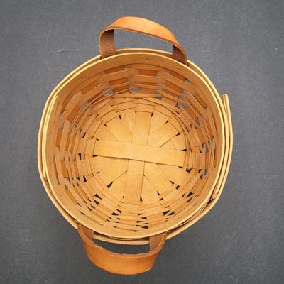 Round Longaberger Woven Basket 1998