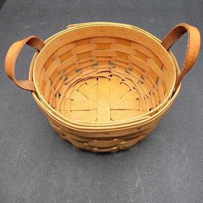 Round Longaberger Woven Basket 1998