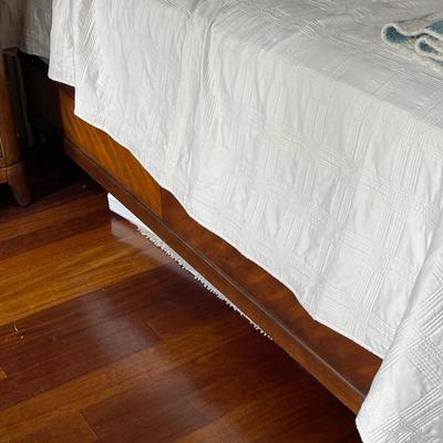 Queen Size Bed with Beauty Rest Mattress