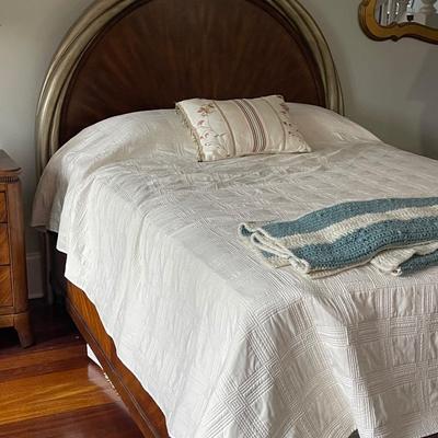 Queen Size Bed with Beauty Rest Mattress