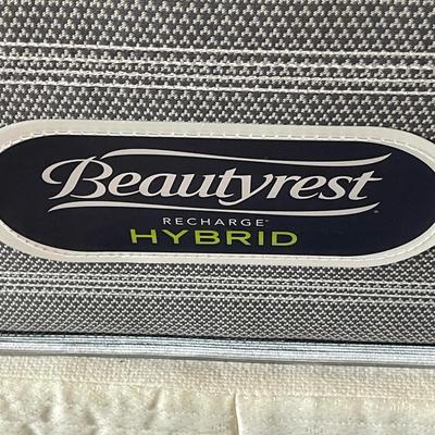 Queen Size Bed with Beauty Rest Mattress
