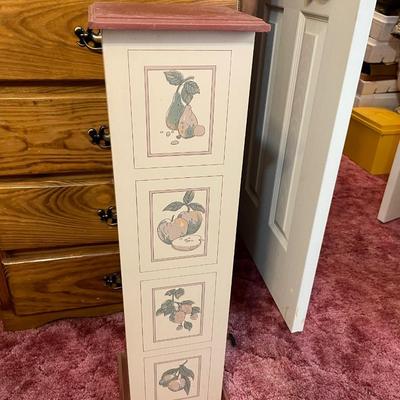 Pedestal Shelf