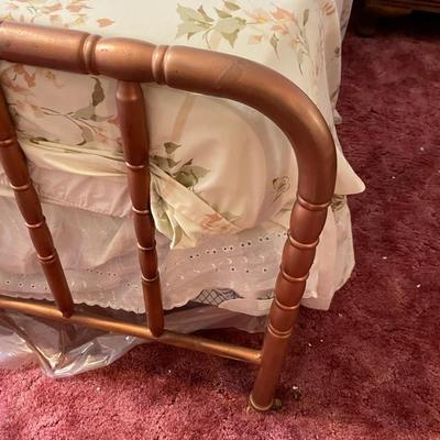 Metal FULL Sized Bed w Mattress
