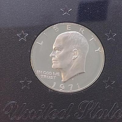 1971 U.S. Mint Eisenhauer Proof Silver Dollar in Brown Box (#285)