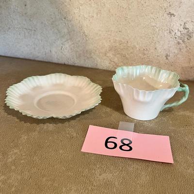 Belleek cup & sauer Pie crust edge