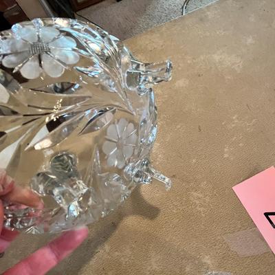 Crystal lot