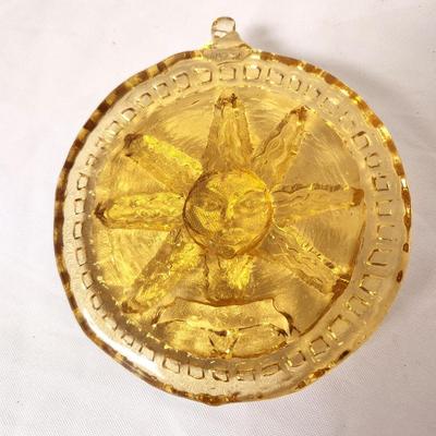 Lot #58 Art Glass SUN Sun catcher - pretty!