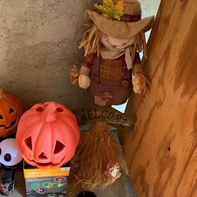 Halloween Decor Lot 2