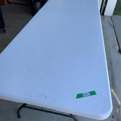 8â€™ Folding Plastic Cosco Banquet Table