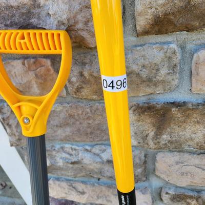 Snow Shovel & Tru Pro Bedding Fork 10 Tine