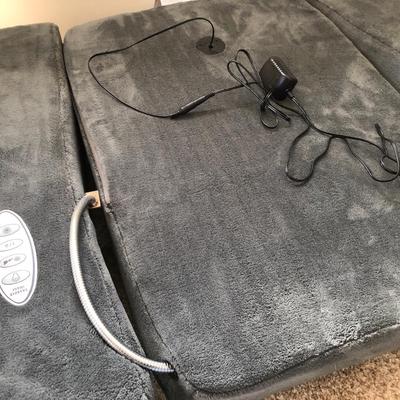 Sharper Image - Warming Backrest Massager - Tested