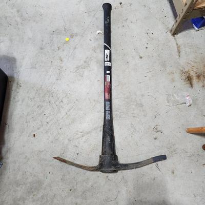 Husky 5 Lb Pick Mattock